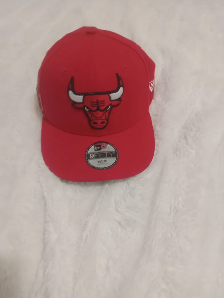 New Era Chicago Bulls 9FIFTY Youth Hat thumbnail