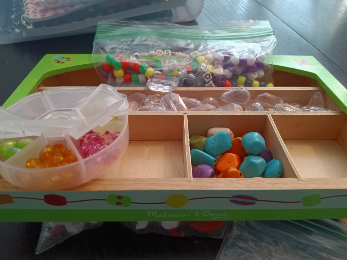 Beading Kit with Harry Potter, Halloween, Letter Beads & Tray - photo 2