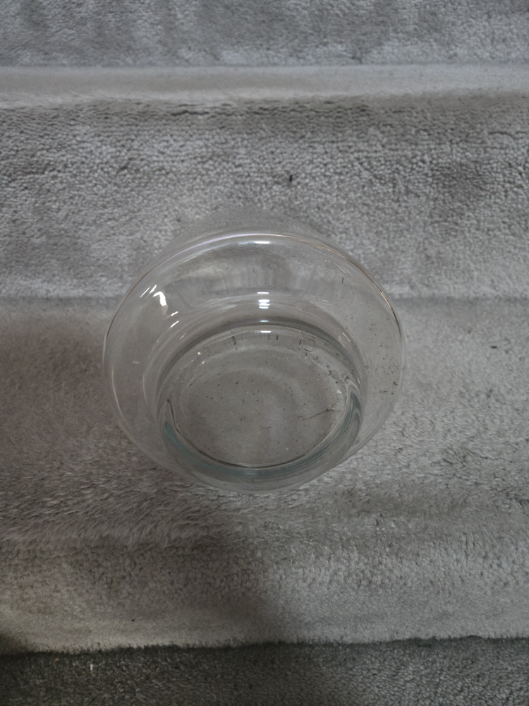 Clear Glass Vase - photo 3
