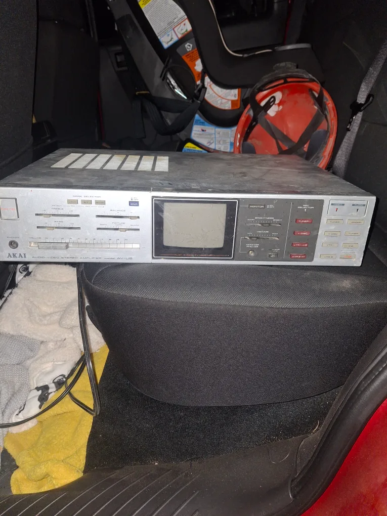 Akai AV Surround Amplifier thumbnail