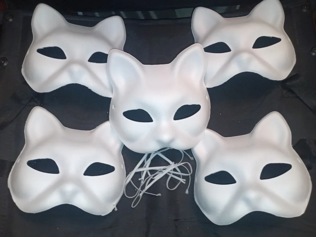 NEW!  DIY White Fox Mask - Cosplay, Halloween (5 pack) thumbnail