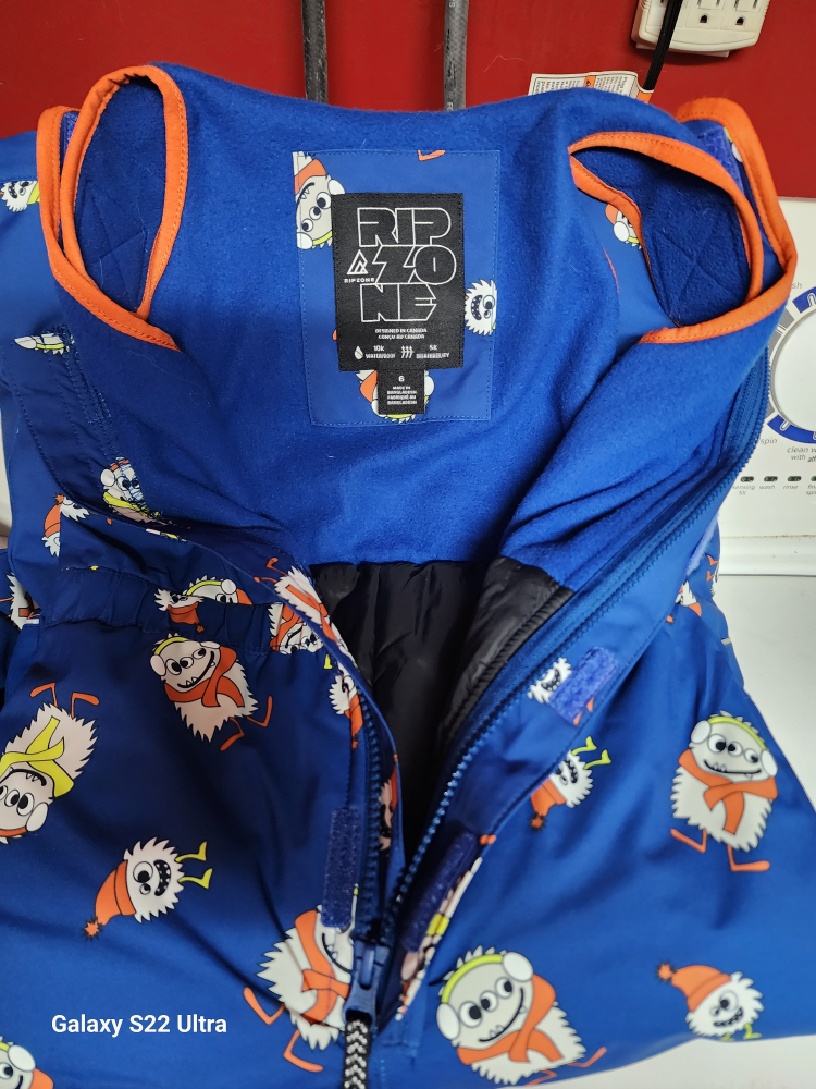 brand new Ripzone Snowsuit Set - Size 6 - photo 4