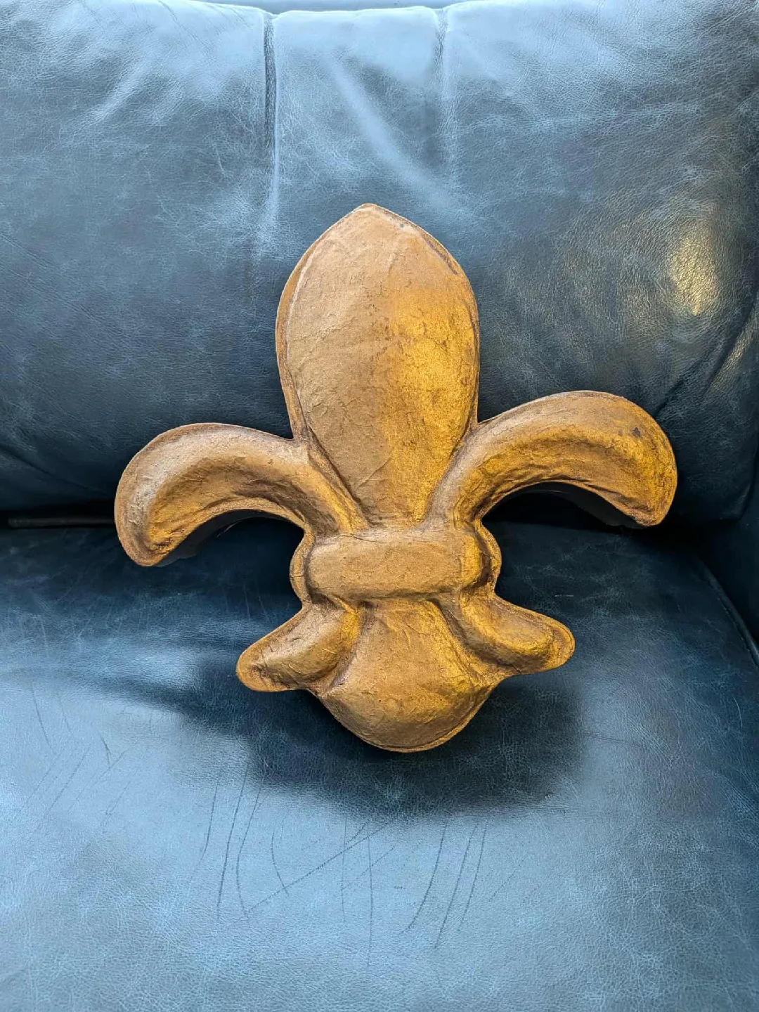 Fleur-de-lis Decorative Item thumbnail