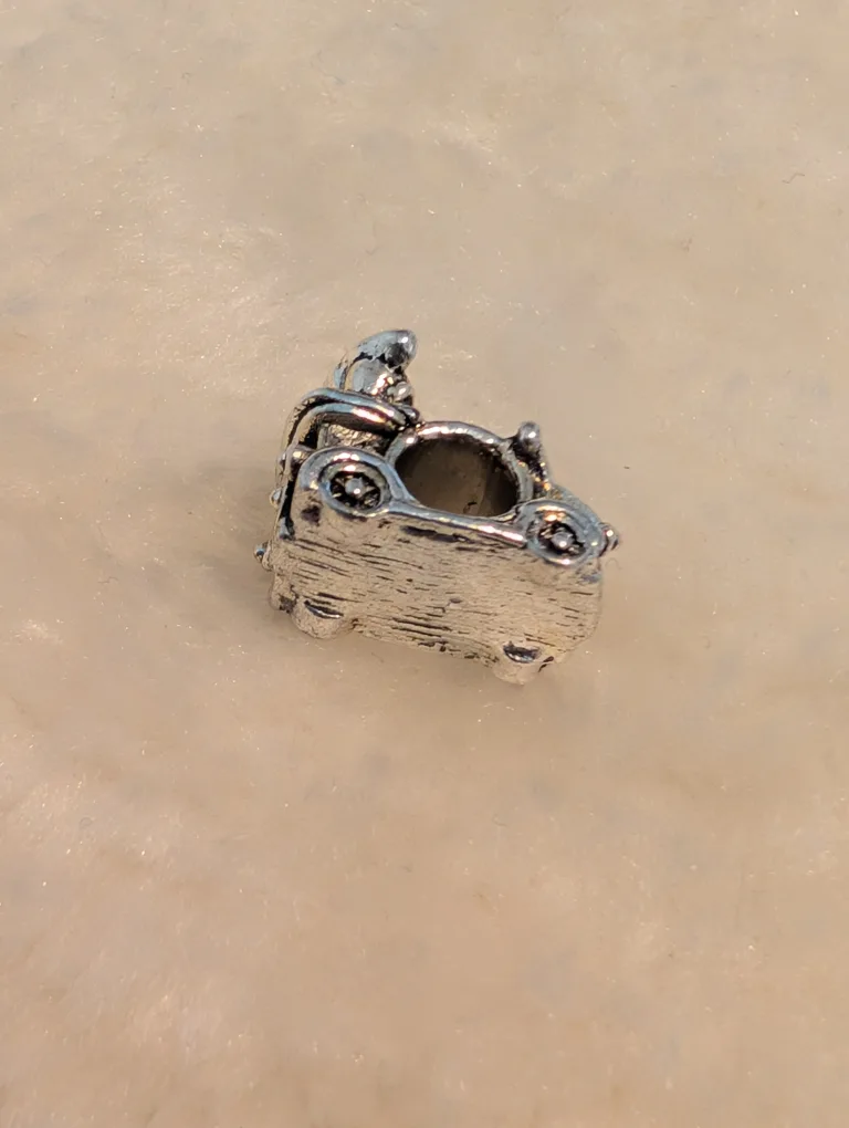 Disney Parks Mickey & Minnie Car Charm image indicator(4)