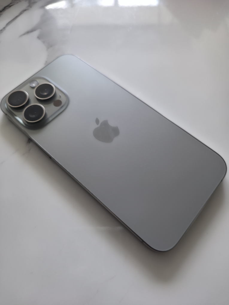 Iphone 15 pro max 256 GB - Like New - photo 3