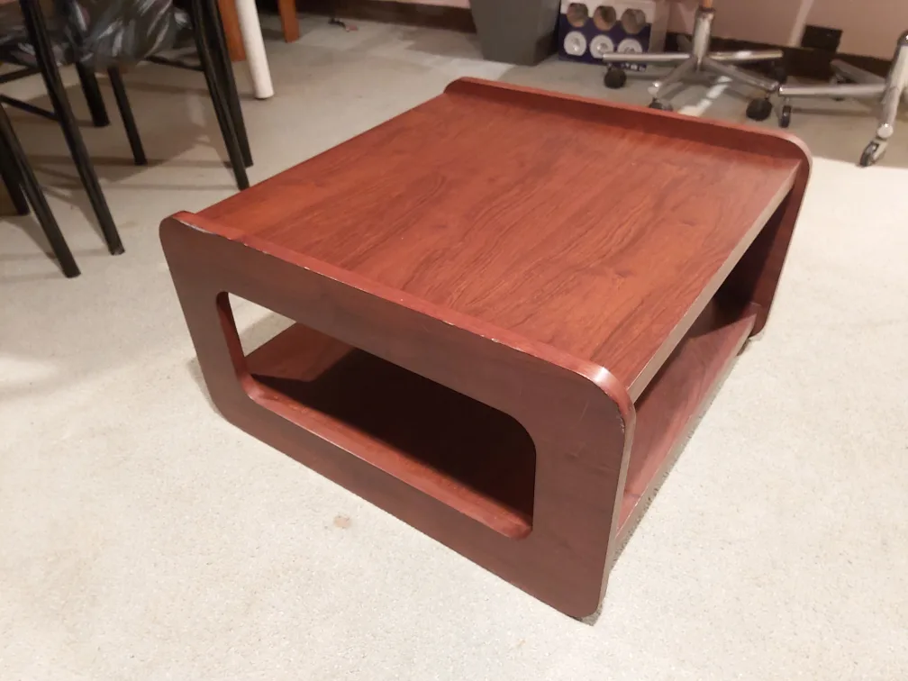 Wooden Coffee Table with Shelf image indicator(4)