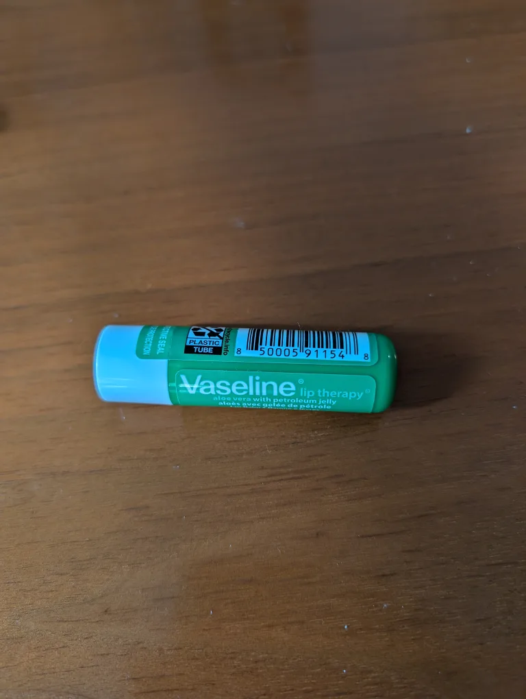 FREE | Vaseline Lip Balm thumbnail
