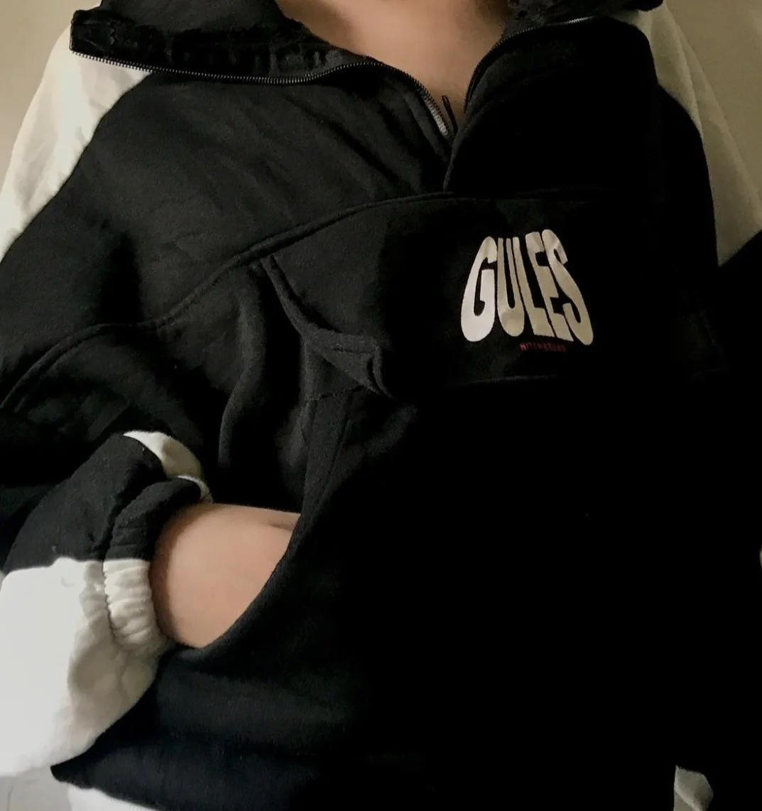 Black and white oversized colour block hoodie/sweater image indicator(3)