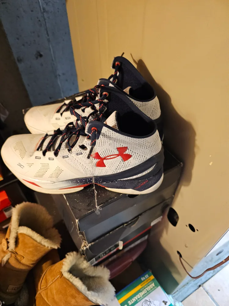 Under Armour Curry 2 Basketball Shoes thumbnail