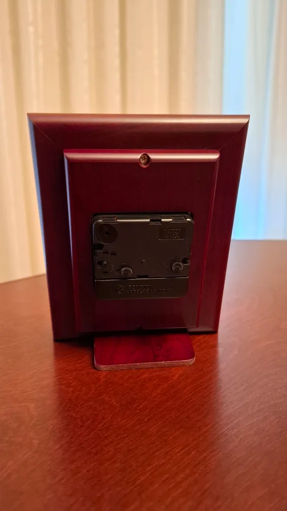 925 Sterling Silver Framed Tabletop Clock- Made in Italy image indicator(6)