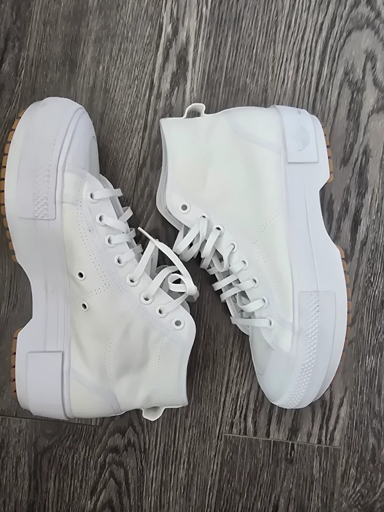 Adidas Nizza Platform Mid White Sneakers image indicator(3)