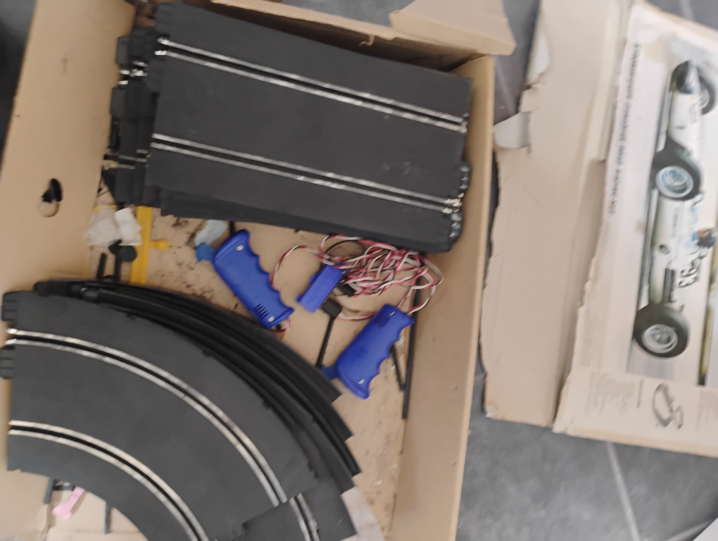 vintage Strombecker slot car tracks and controlers - photo 2