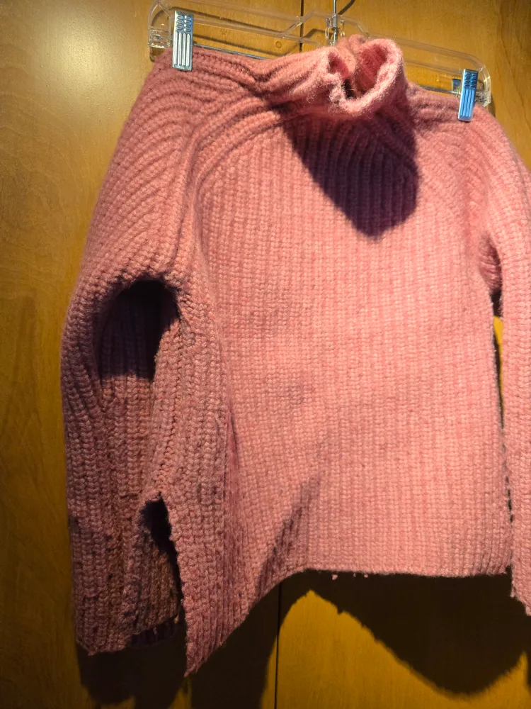 Zara Pink Knit Sweater - Size S image indicator(2)