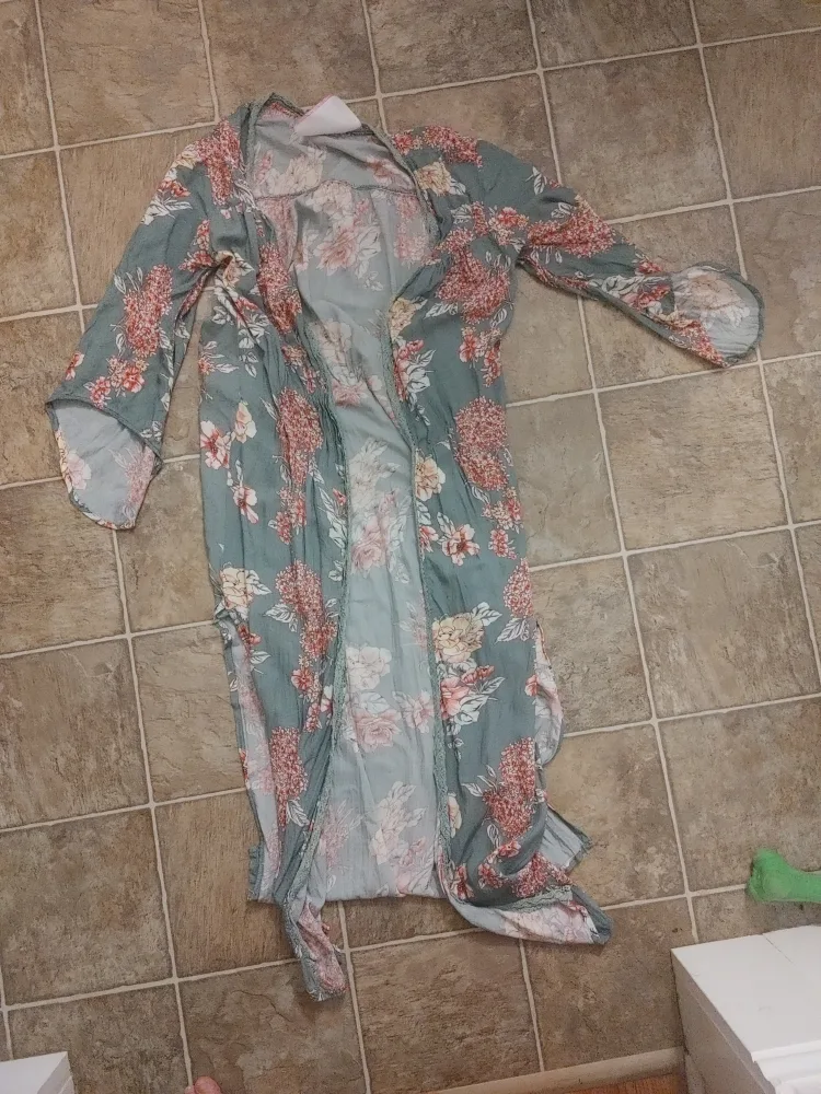 California Moonrise Floral Kimono - Size XS/TP image indicator(4)