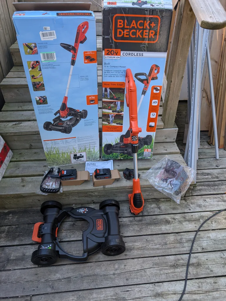 Used, Like New Black & Decker Cordless Lawnmower/Trimmer image indicator(3)