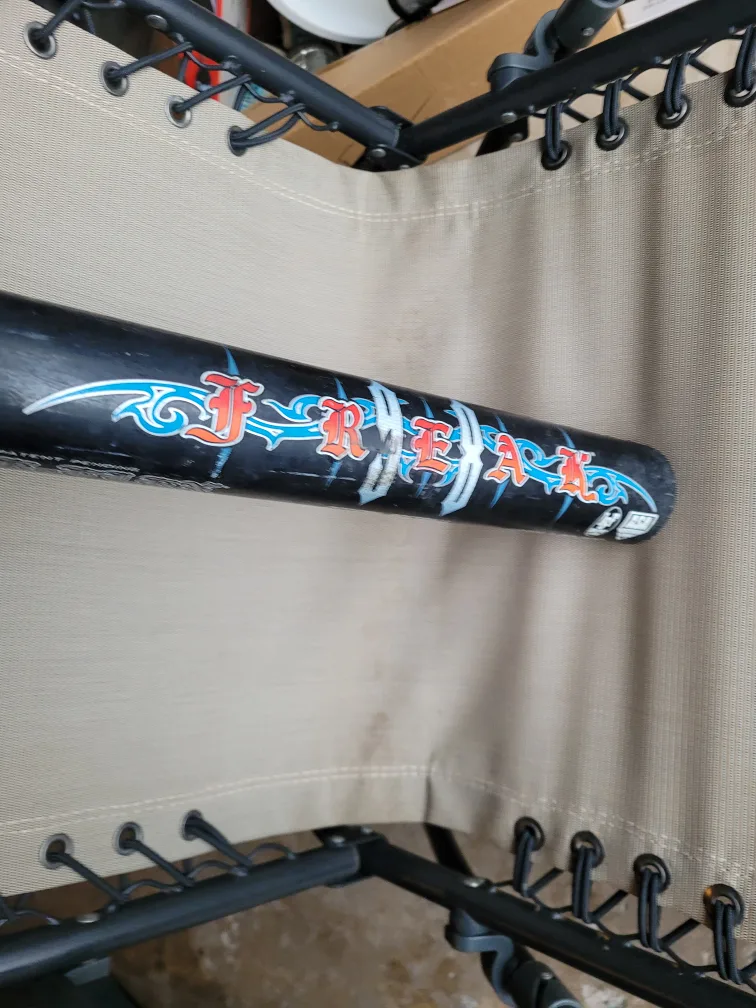 Miken Freak 34" 28oz Baseball Bat thumbnail