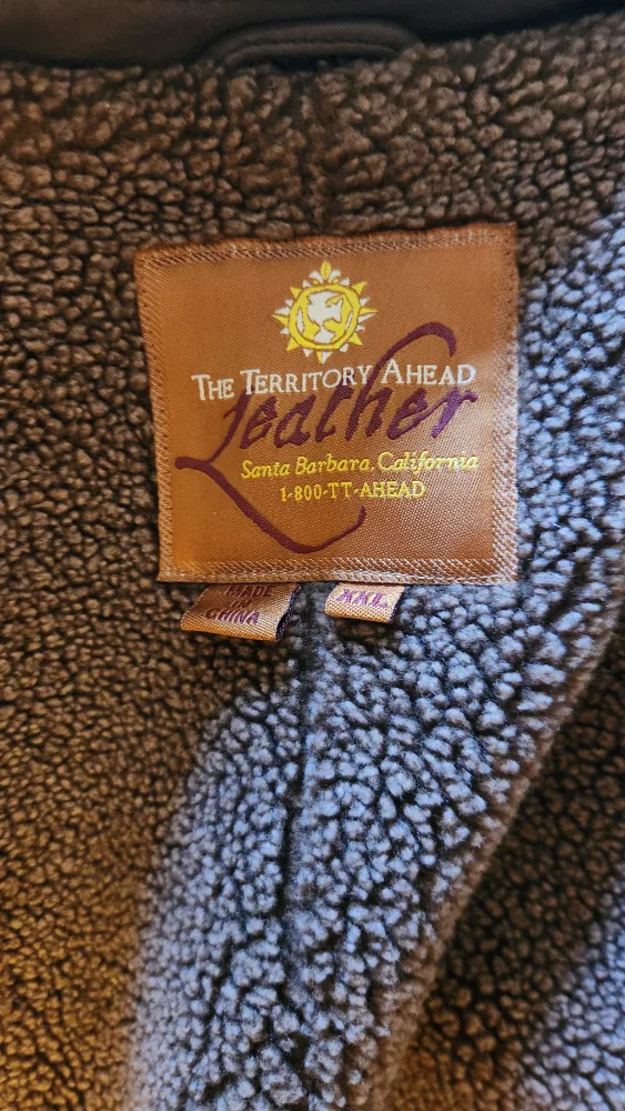 The Territory Ahead Leather Coat XXL image indicator(2)