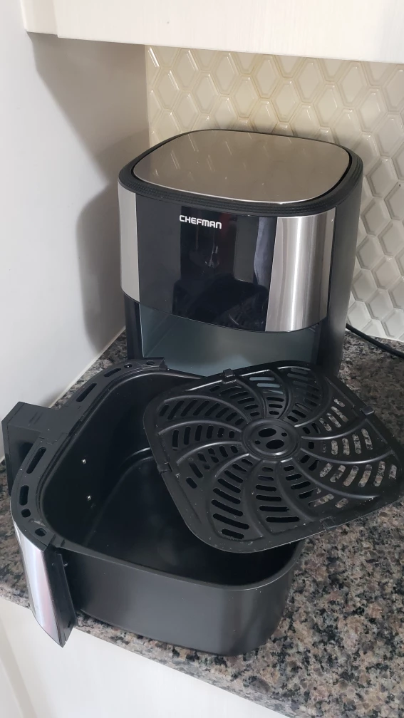 Chefman Air Fryer - photo 4