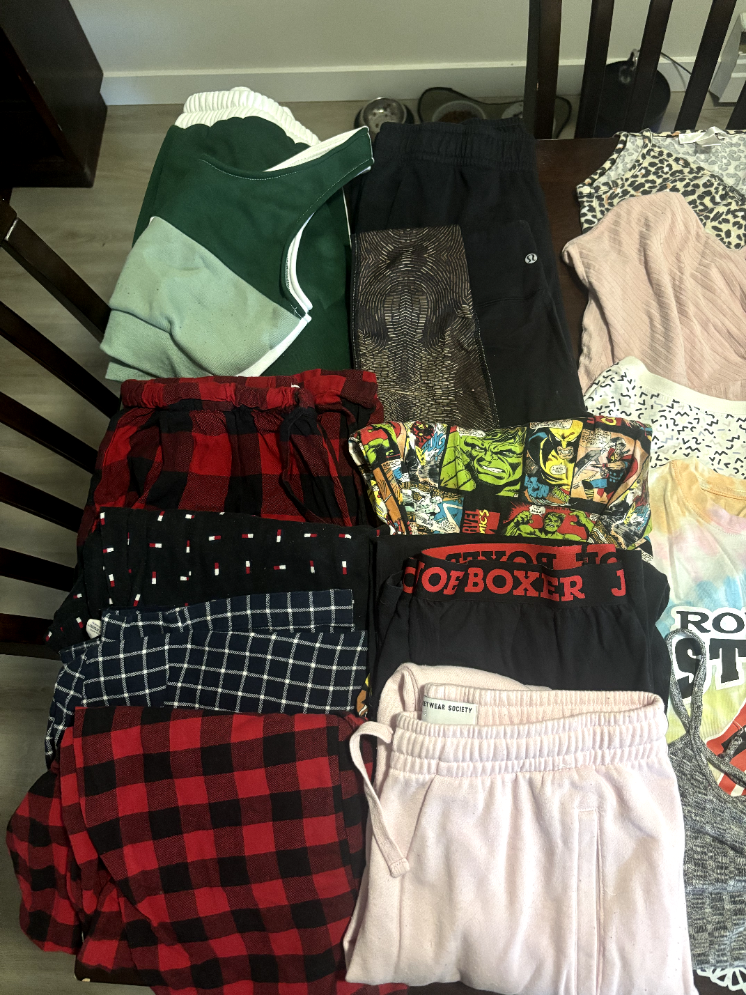 Assorted Clothing Bundle🧡 - photo 4