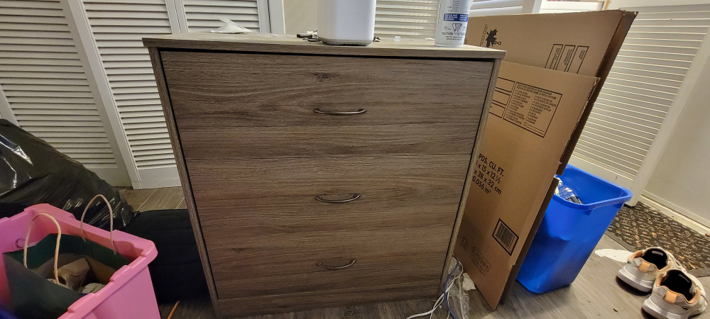 Wood-look 3-Drawer Dresser