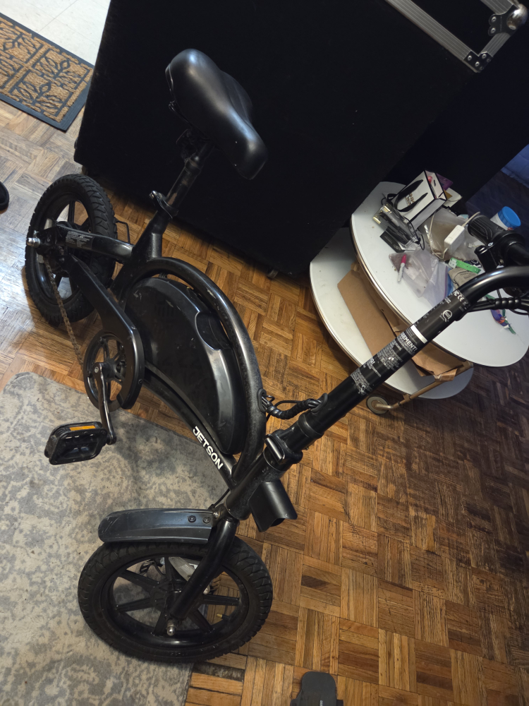 Jetson Bolt Folding E-Bike