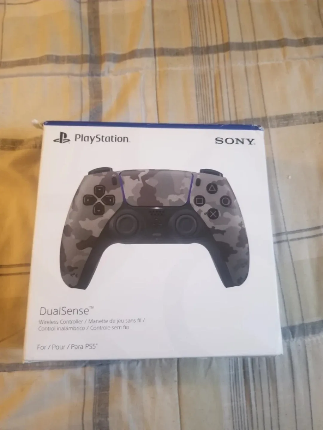 Disc PS5 Console with Brand New Controller image indicator(6)