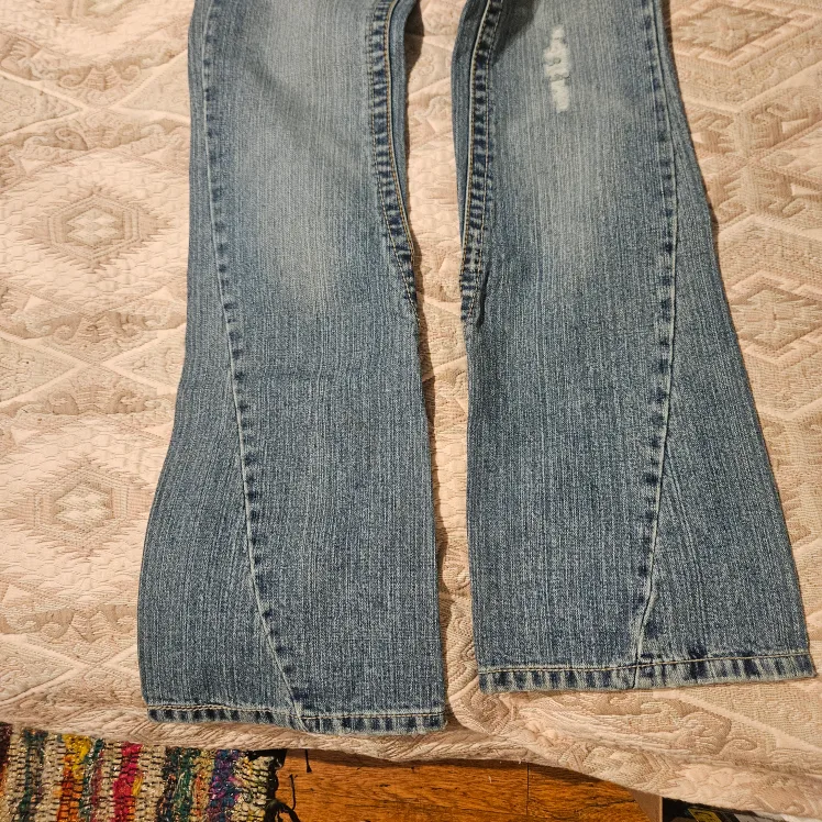 3-brand new true religion women's  jeans 26/27/28 image indicator(5)