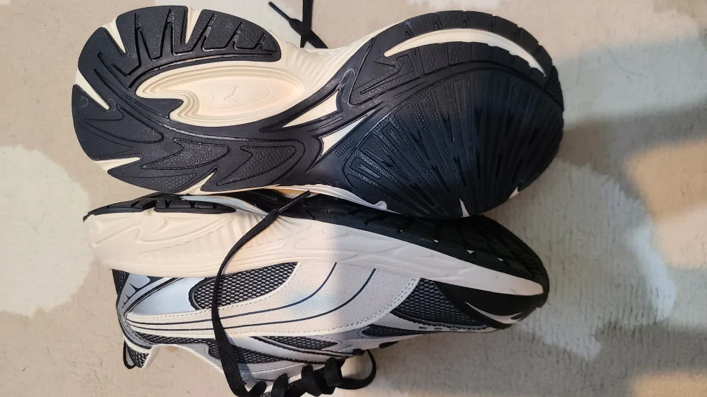 PUMA Morphic Retro (NEW/Never worn) image indicator(2)