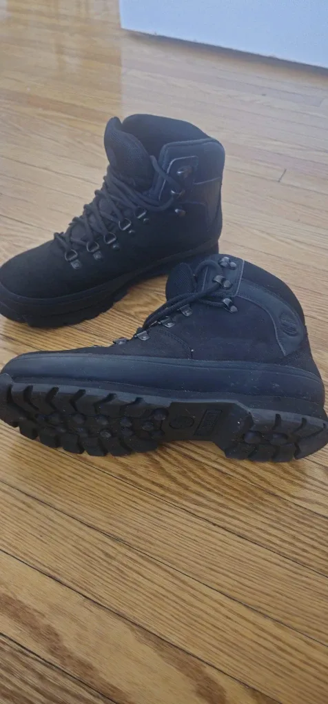 Timberland Boot size UK 7 & Brown Full Boot size 39 image indicator(6)