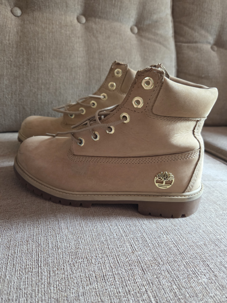 Timberland Boots US 5.5 boys