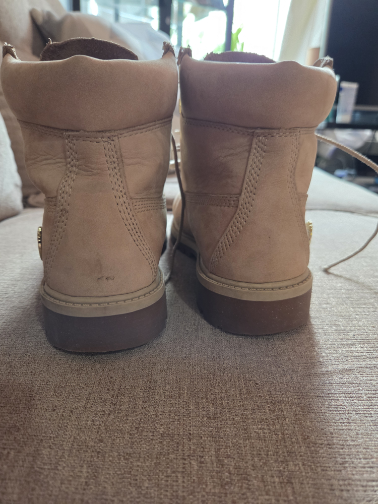 Timberland Boots US 5.5 boys - photo 3