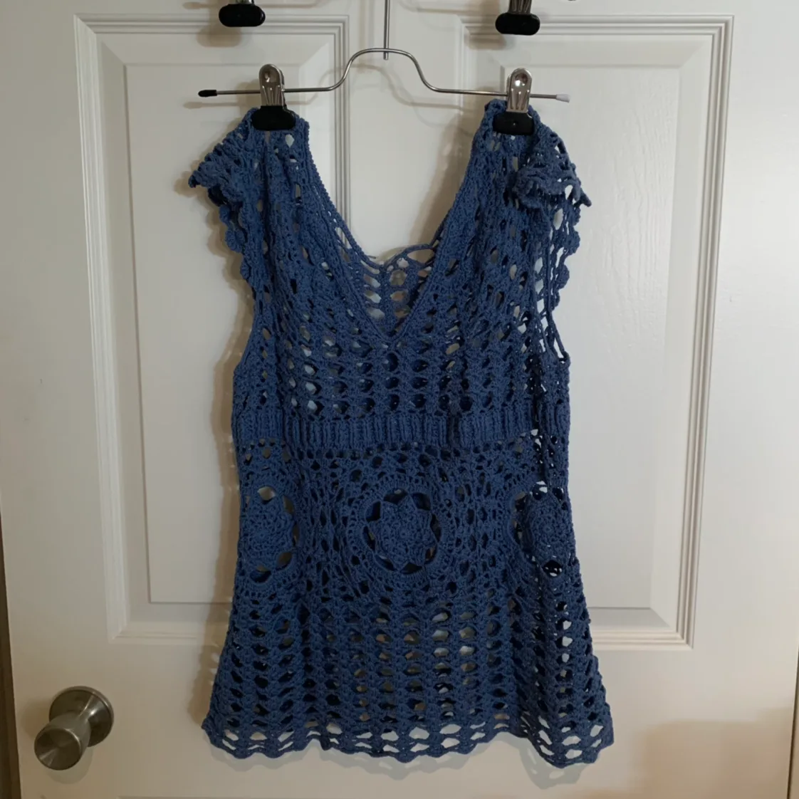 Knitted blue top (s) thumbnail