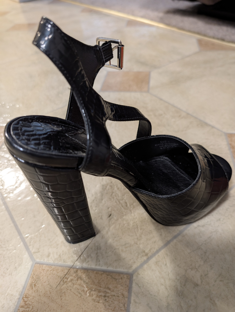Black high Heels Size US 6.5