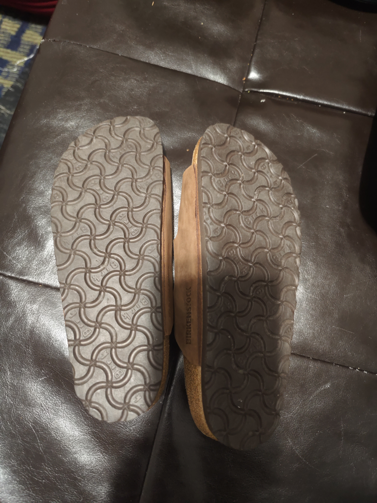 Birkenstock Arizona Sandals, Size 35 - photo 2