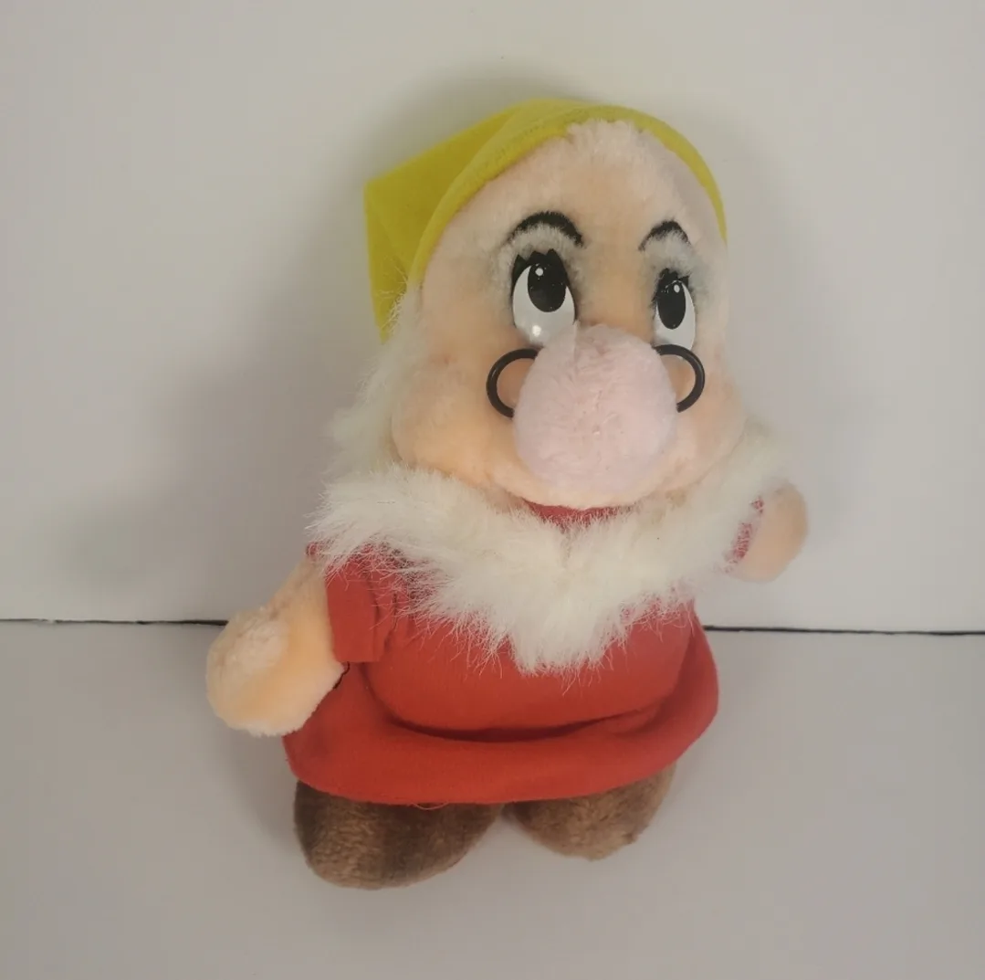 Vintage Disneyland Walt Disney Doc From Snow White image indicator(9)