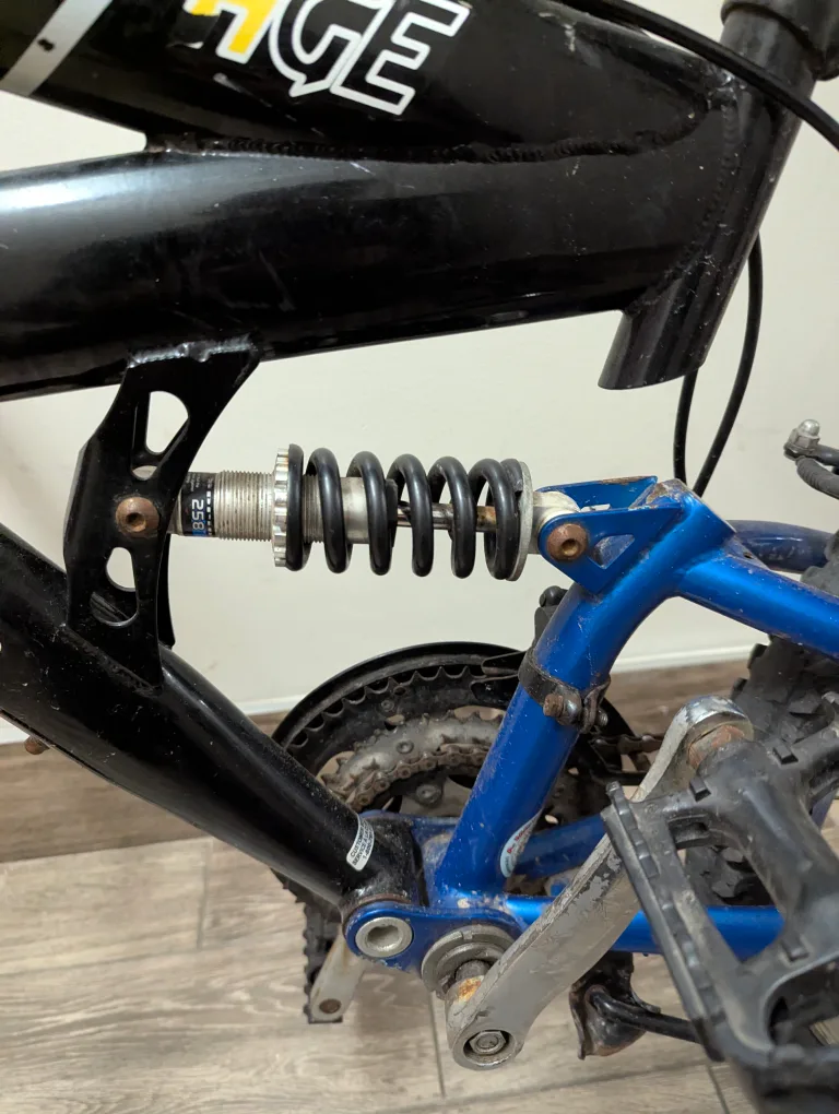 18-speed youth full suspension mountain bike image indicator(4)