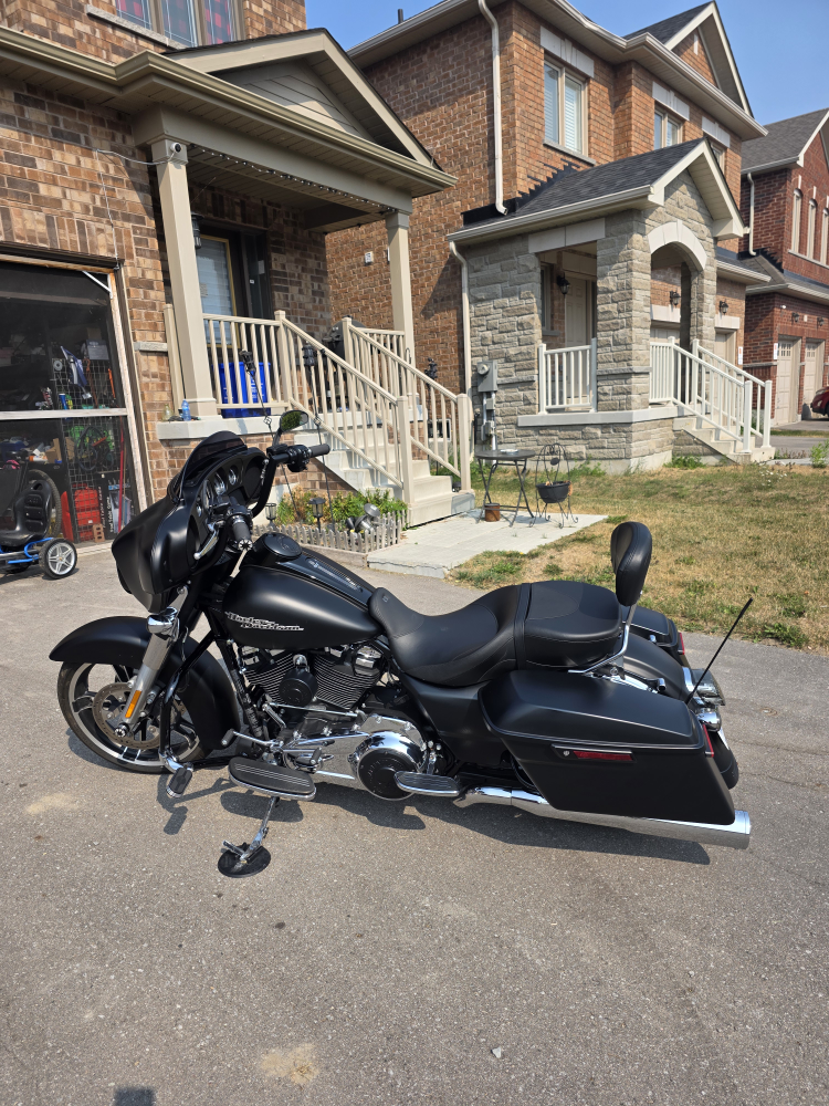 Harley Davidson Motorcycle - photo 5