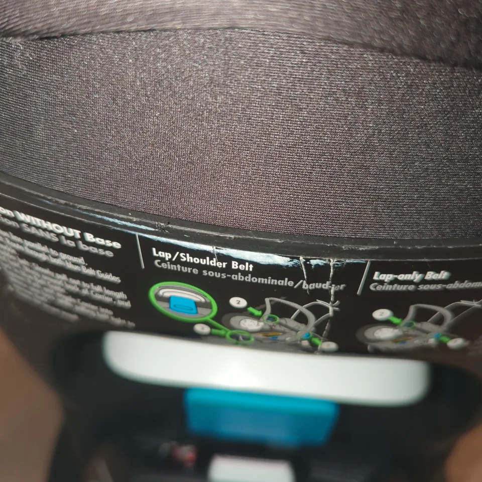 Clek Liing Infant Car Seat - Pitch Black image indicator(7)