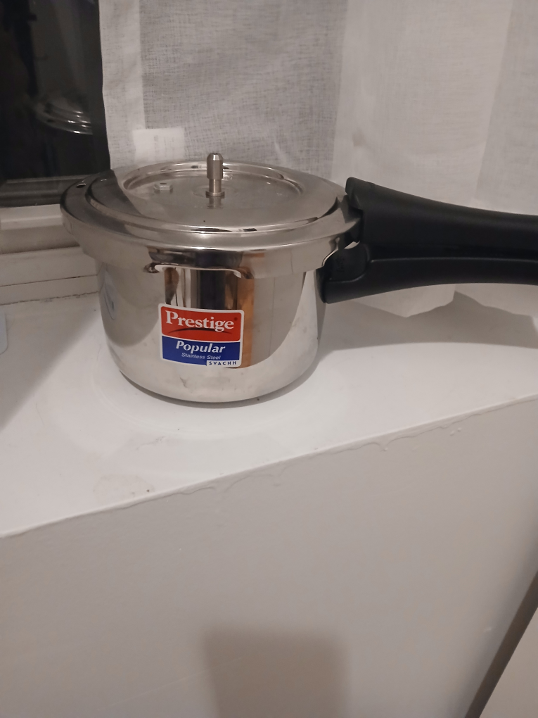Mini pressure cooker (capacity 1.5 L)