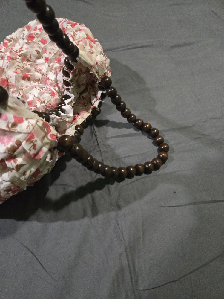 Floral Handbag with Wooden Beaded Handles - photo 5