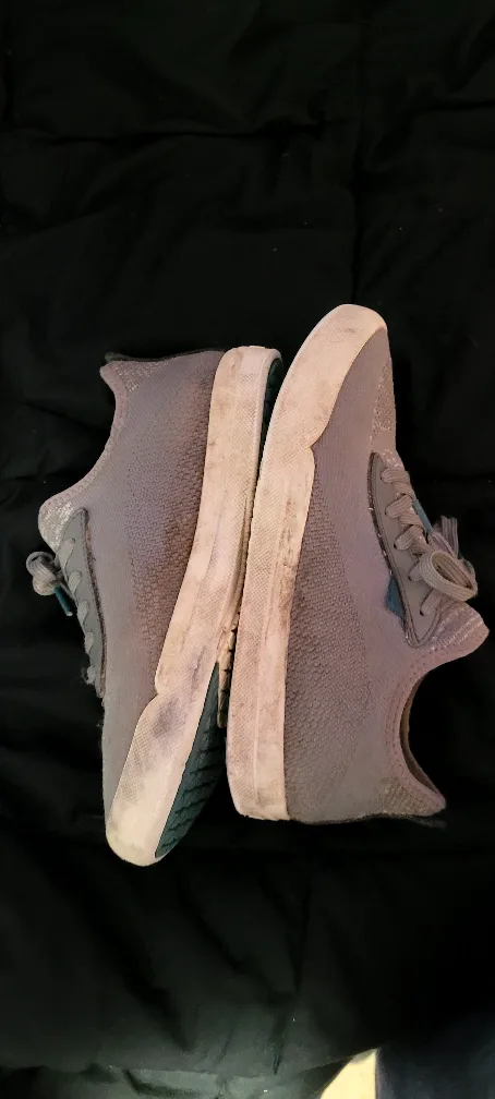 Vessi Weekend shoed image indicator(3)