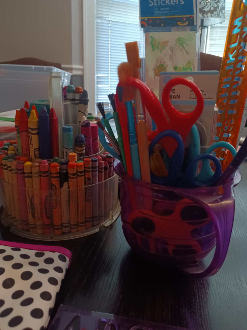 Arts & Crafts & School Supplies - photo 3