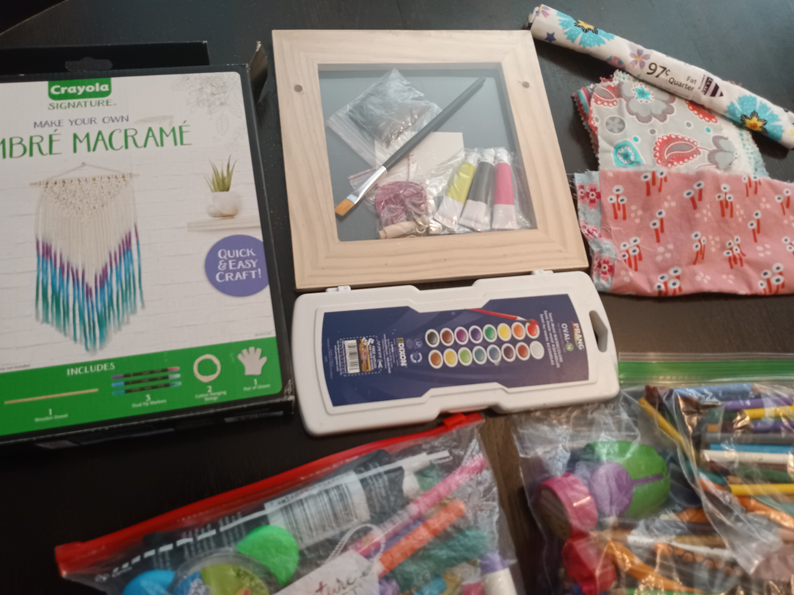 Arts & Crafts & School Supplies - photo 5