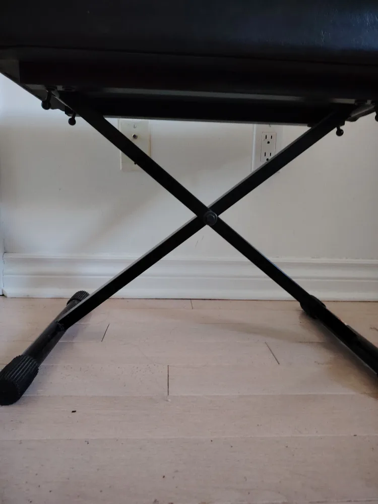 Adjustable Black Keyboard Bench image indicator(3)