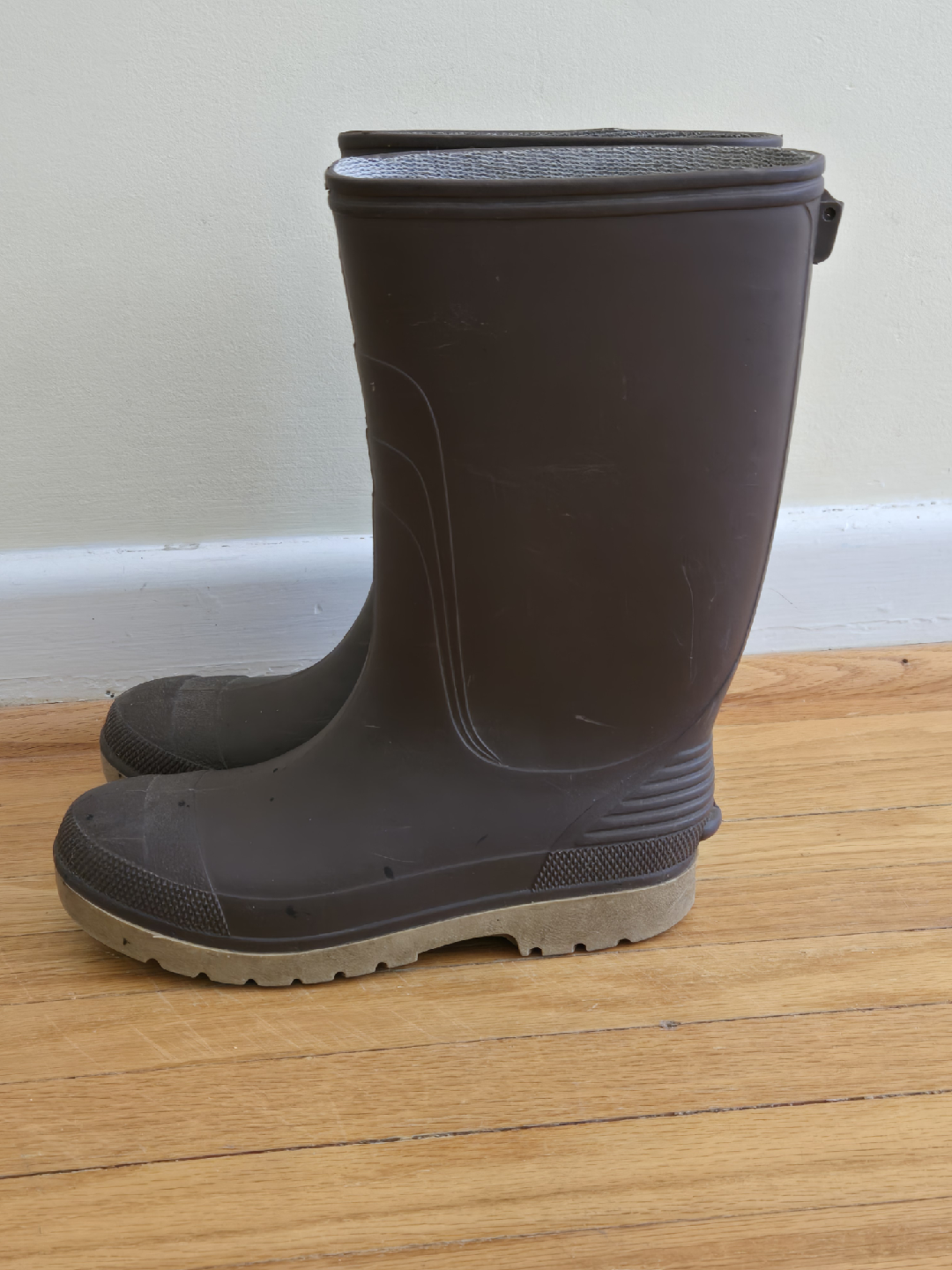 Brown Rain Boots - Size 6 - Made in Canada - photo 2