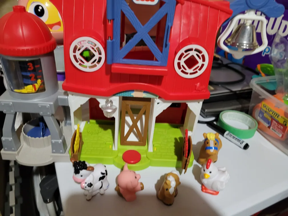 Fisher-Price Little People Animal Farm Playset image indicator(4)