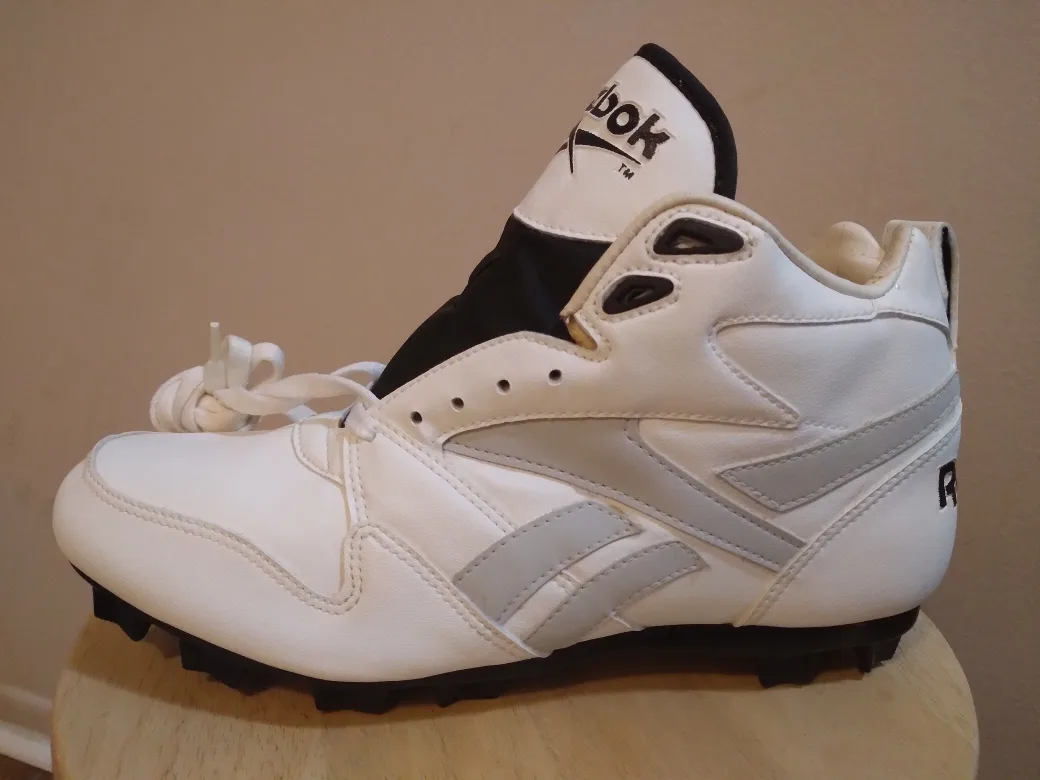 90s Base/football Cleats - Vintage Fair Cond., Soles Almost New. thumbnail