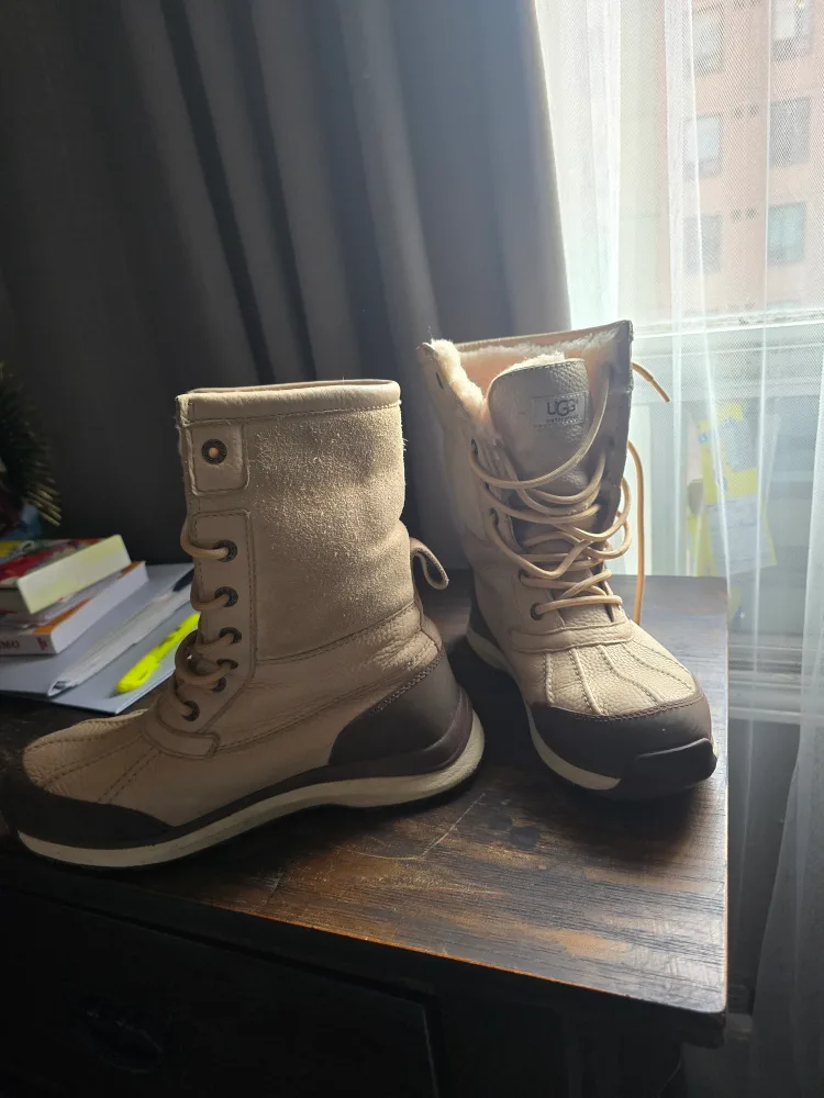 UGG Adirondack III Waterproof Winter Boots image indicator(2)