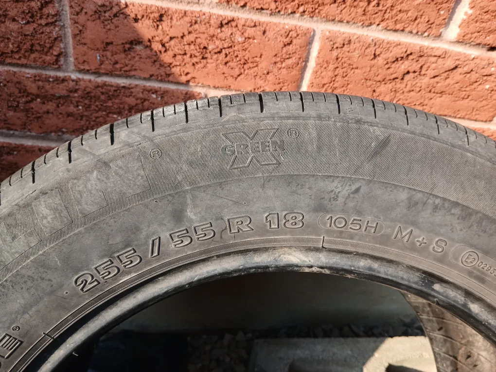 Michelin Premier LTX 255/55R18 Tire image indicator(4)