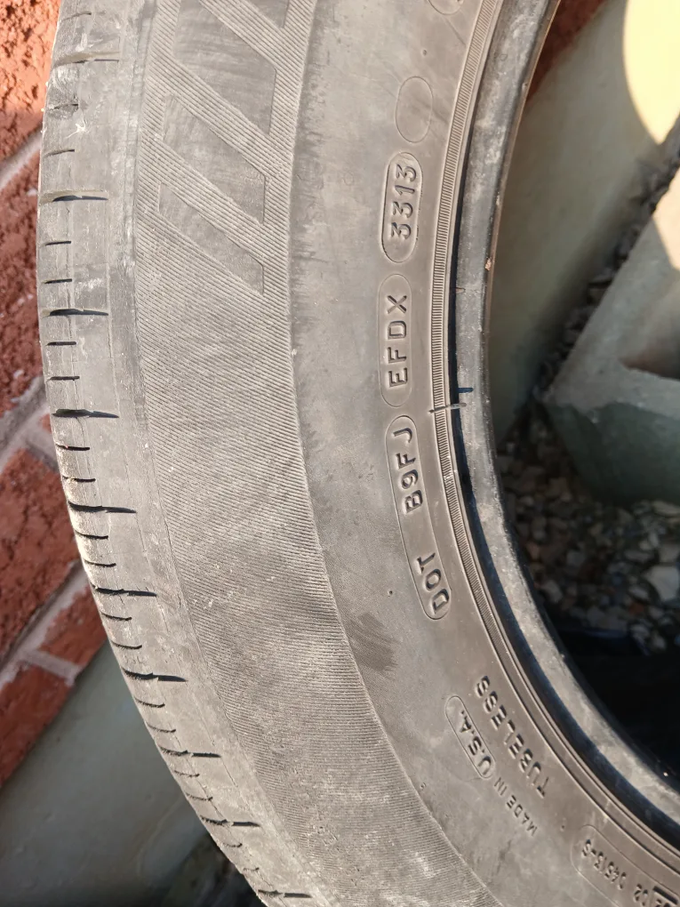 Michelin Premier LTX 255/55R18 Tire image indicator(5)